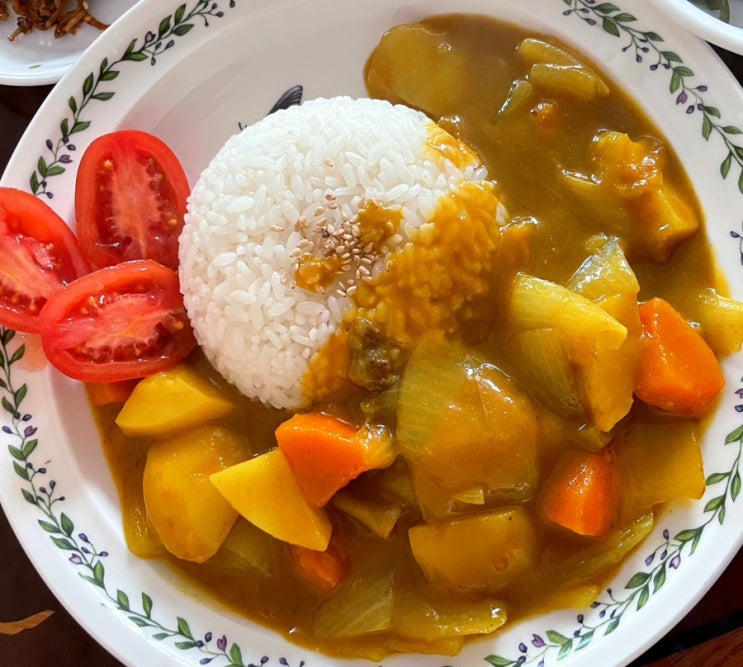  소고기카레 진하고 맛있게 만들어봐요