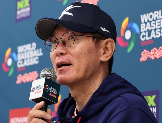 WBC 한국 대표팀 이강철 <b>감독</b> "박건우 선발 출장, <b>고우석</b>... 