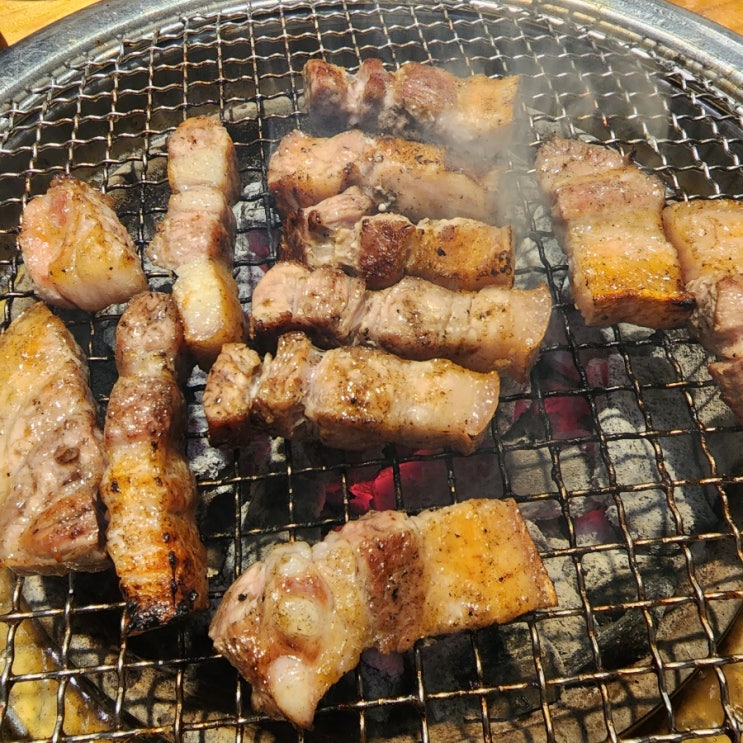  최가네 참숯 생고기 - 강동구 상일동역 괜찮은 고기집, 회식장소 추천