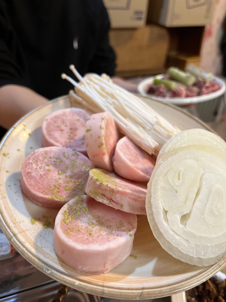  공감백퍼후기*숙대 용산 효창공원 맛집*노포감성 상록수 황지살 고기집