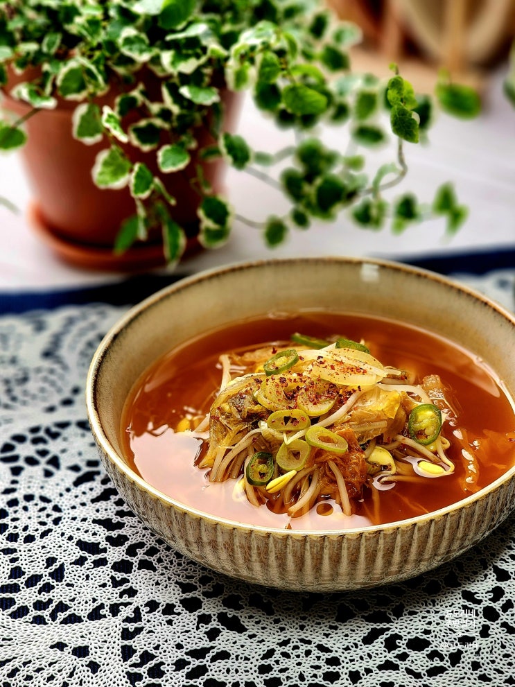  매운콩나물국 끓이기 칼칼 시원한 빨간콩나물국 끓이는법