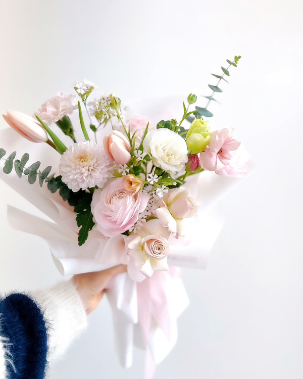  연인 생일꽃다발 화이트데이 꽃다발, 수원 광교 영통 흥덕 아주대