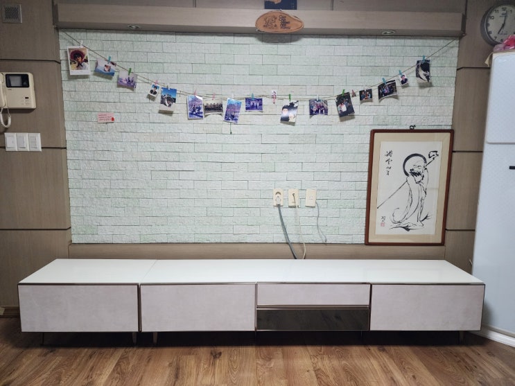  김해가구로 예쁘게 꾸민 20평대 작은거실인테리어