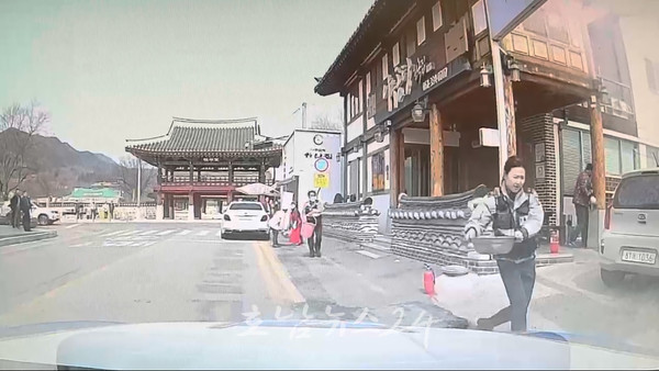  전남경찰, 나주의 한 상가에서 ‘양동이 들고 뛴 경찰관’ 시민과 함께 진압한 화재