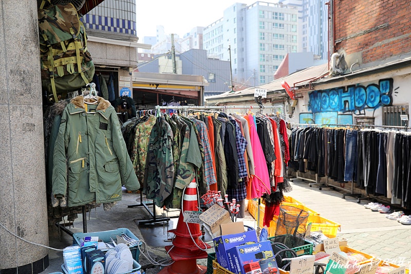 서울 놀거리 종로 핫플 서울 동묘 구제시장 동묘앞역 시간 : 네이버 블로그 서울 놀거리 종로 핫플 서울 동묘 구제시장 동묘앞역 시간 : 네이버 블로그