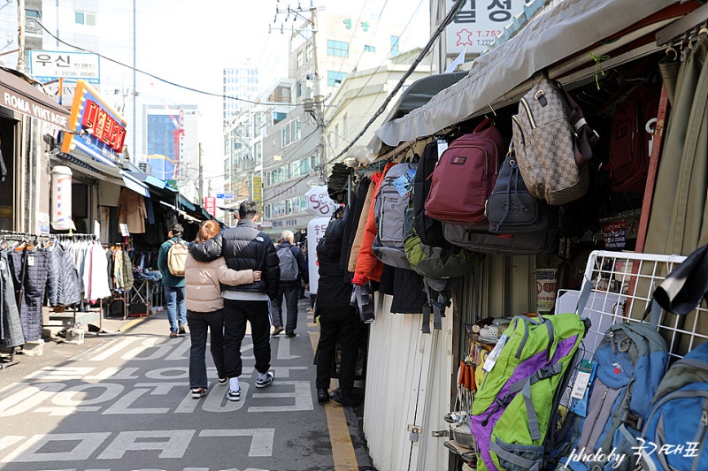 서울 놀거리 종로 핫플 서울 동묘 구제시장 동묘앞역 시간 : 네이버 블로그 서울 놀거리 종로 핫플 서울 동묘 구제시장 동묘앞역 시간 : 네이버 블로그