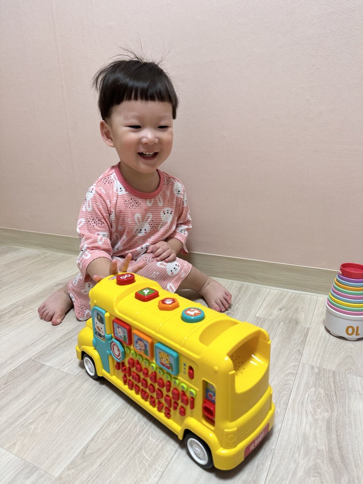  블루래빗 아이큐베이비 두돌 24개월된 아기 오감발달로 최고