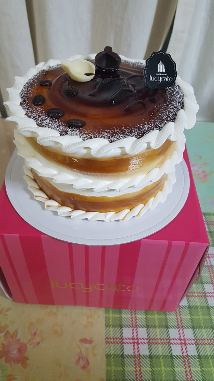  영등포 타임스퀘어 디저트: 루시카토 모카쉬폰 케이크 후기