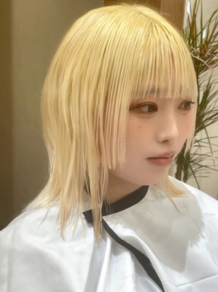 블랙빼기 탈색 뿌리탈색 히메컷 허쉬컷 합정 홍대 상수 미용실 카이정헤어 마포합정역점 디자이너 이로운