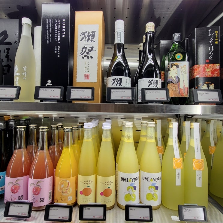  [더 와인 콜렉티브] 성수동 대형 와인-리쿼 리테일 숍