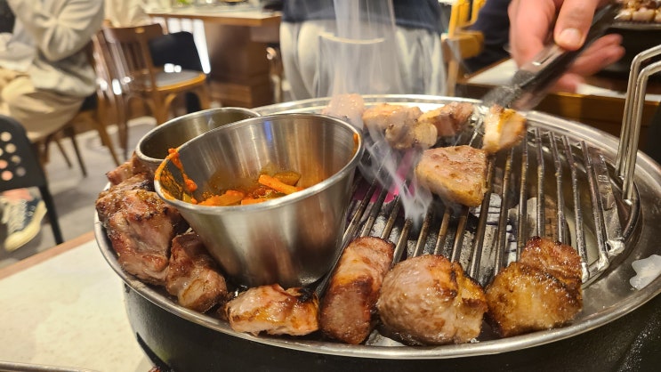 함덕 흑돼지 맛집 화로위 함덕보리짚불흑돼지 맛있네 함덕 흑돼지 맛집 화로위 함덕보리짚불흑돼지 맛있네