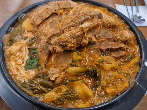  창원 팔용동 감자탕맛집 "청년감자탕" 해장국맛집 푸짐한 양과 맛은 최고