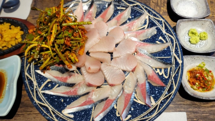  [서울 맛집] 서울에서 제주도 명물을 먹어보자! 고등어회와 미나리무침 맛집 : 제주바당