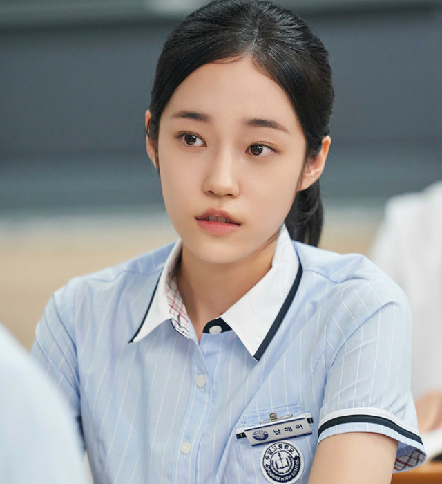 '런닝맨' 노윤서, 이화여대 졸업식 대신 녹화장으로...연예인 병 걸렸다해서 동생과 싸워 '런닝맨' 노윤서, 이화여대 졸업식 대신 녹화장으로...연예인 병 걸렸다해서 동생과 싸워