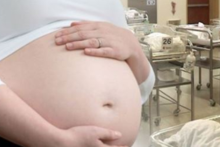 '죽은 태아' 9년 동안 뱃속에 품은 여성, 사망 '죽은 태아' 9년 동안 뱃속에 품은 여성, 사망