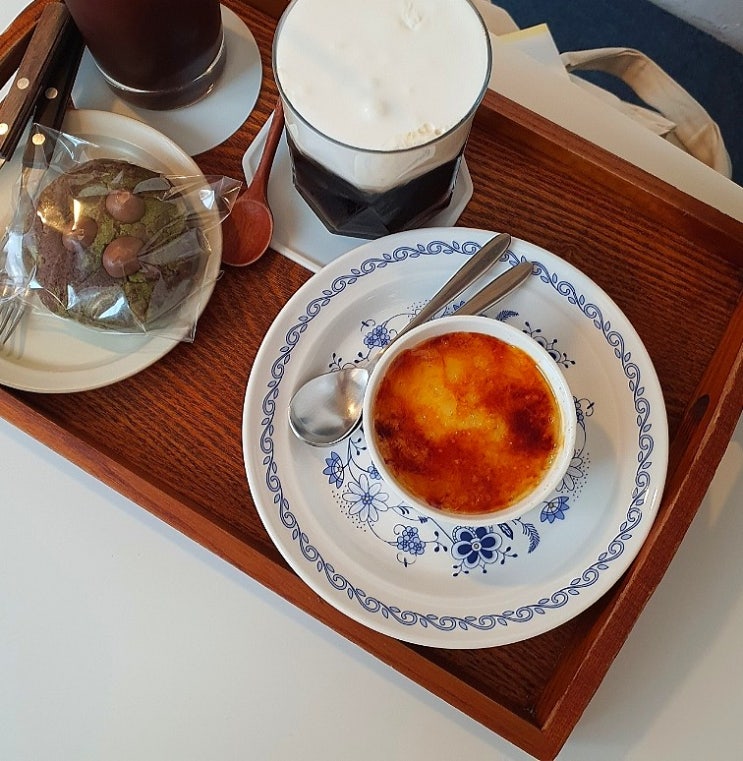  [맛집]데이트, 공부하기 좋은 아지트카페 수유카페/카페백야 비엔나 아인슈페너