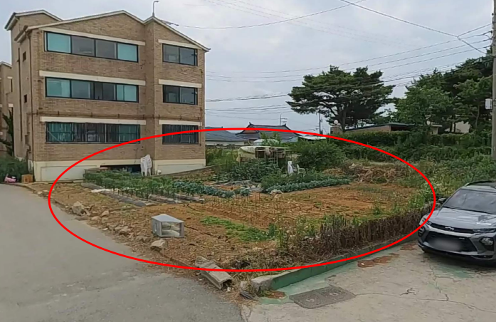  경기 평택시 팽성읍 송화리 주택타운하우스부지122평 경매가1억1천만원 수익성 6m도로접 자연취락지구 팽성초등학교 팽성송화지구 반값토지매매경매 무료법원경매정보