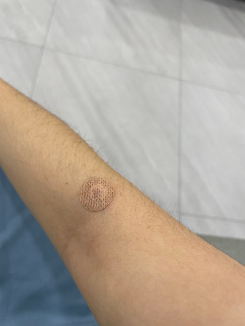 시간이 지나면 흐려지는 타투를 예쁘게 손봐드렸답니다! 많이 흐려진 타투는 한번씩 손봐주는게 좋아요☺️ ., image size:800x1067