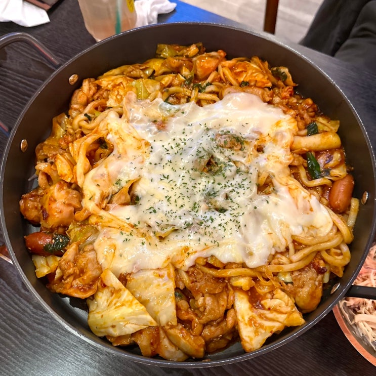  [연산동 맛집] 연산동 밥술집 추천 닭갈비 맛집 “아쿠마닭갈비포차”