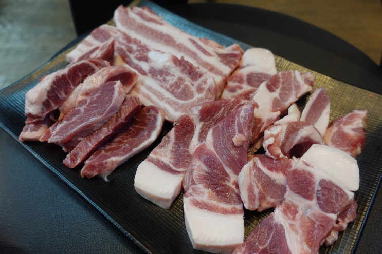  경기 성남동 고기 맛집 숙성삼겹 전문점 웅이네