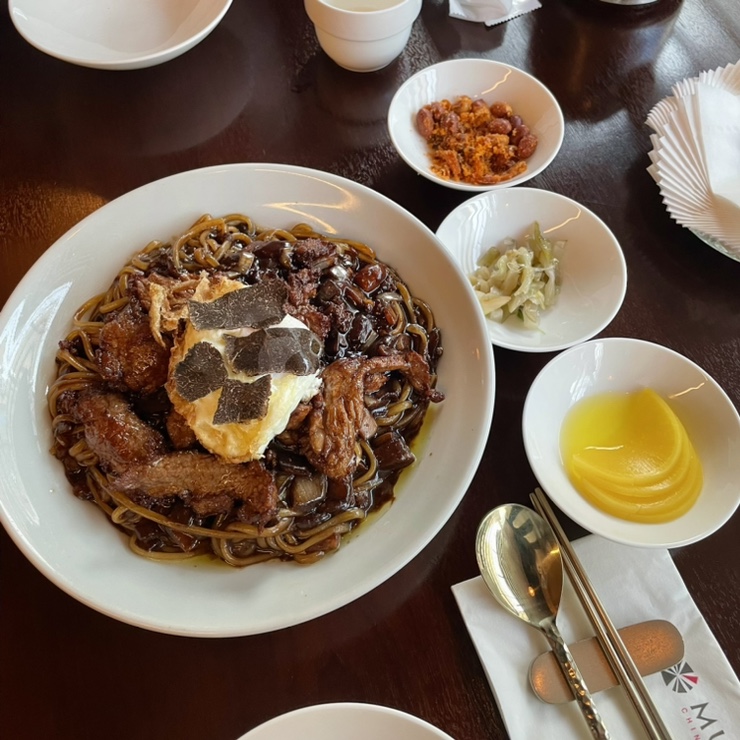  [압구정] 스테이크 트러플 짜장면이 정말 맛있었던 중식당_무탄
