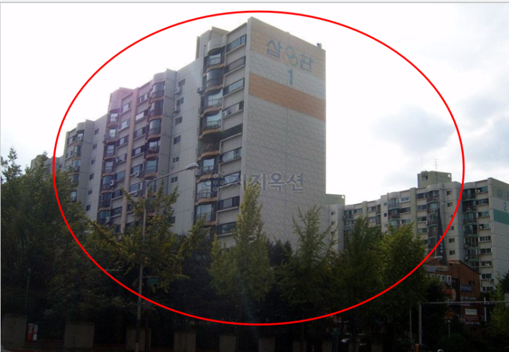  서울 송파구 가랑동 삼환가락아파트8동4층33평 경매가10억3천만원 수익성 648세대 역세권 재개발 1985년준공 개롱역도보4분 서울가동초등학교 보인중학교 반값아파트매매경매