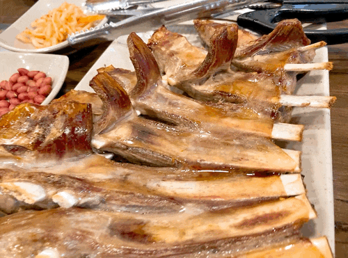  인덕원 왕 양꼬치에서 양갈비를 먹어봤어요!