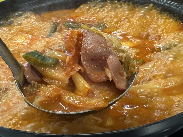  당산역 점심 핫플레이스 밥집! 경아식당 당산점