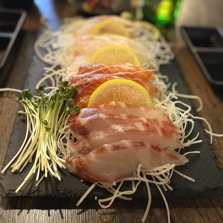  싱싱한 사시미와 라멘이 맛있는 남가좌동일식 맛집 명지대이자카야 칸