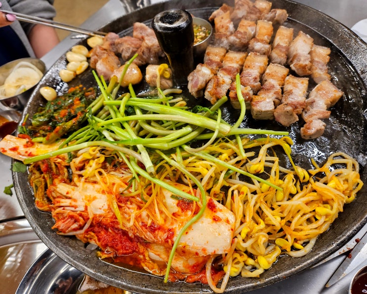  [계룡 맛집]목구멍:두툼한 삼겹살을 미나리와 도가니된장과 함께