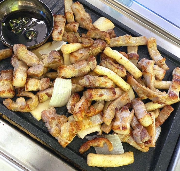  울산 동구 새벽까지 문여는 초벌 막창집 막창왕!