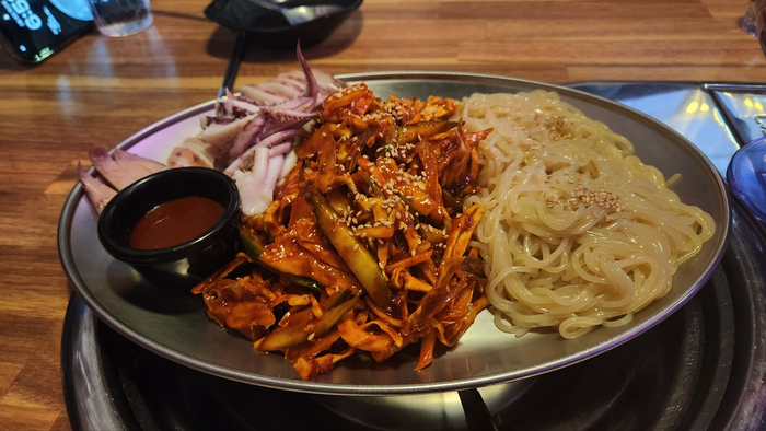  포차천국 - 맛있는 술 안주로 배 채우기 / 롯데마트 초밥 - 가성비 좋은 초밥 많이 먹기