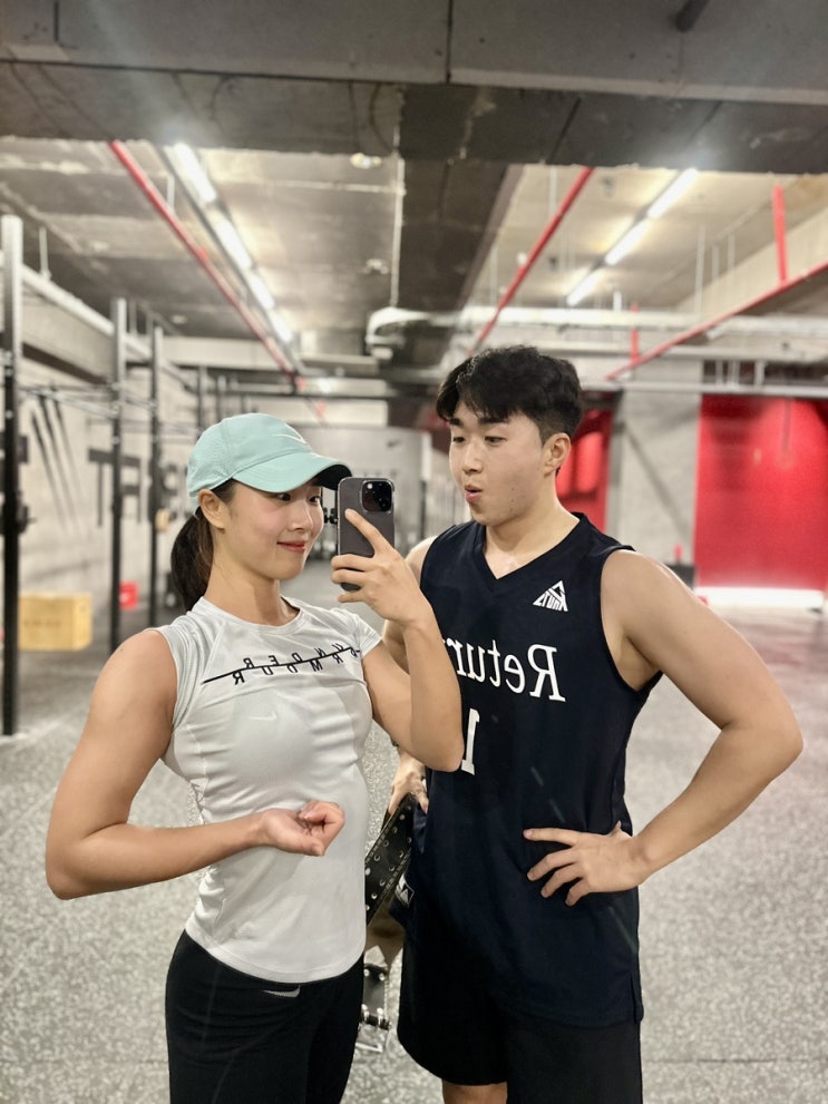  운동일지, 크로스핏 토투바(toes to bar)와 쓰러스터(thrusters)