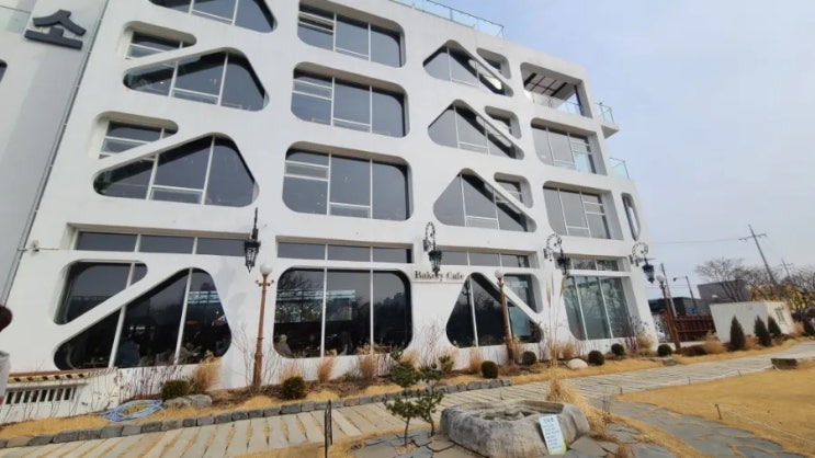 하남 미사 대형 카페, 이옥진 시인마을 제빵소
