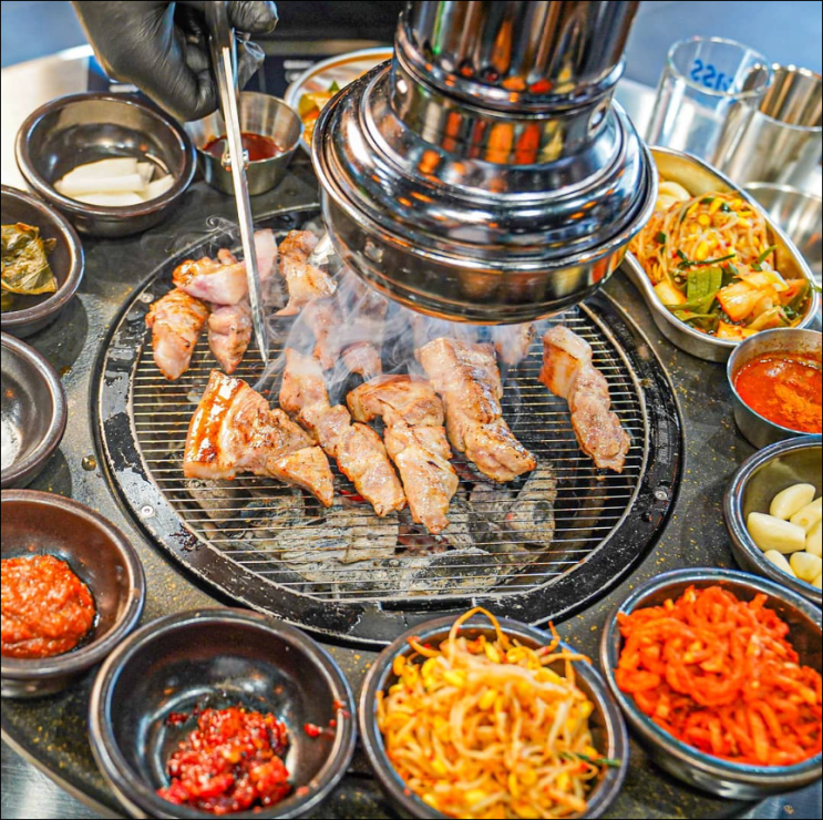 서울 왕십리 직장인들을 위한 회식하기 좋은 찐 고기 맛집 원조 부안집
