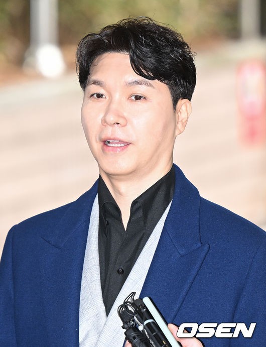 '<b>박수홍</b>' <b>친형</b> 횡령 혐의 재판에 <b>증인</b>으로 출석, 심경 밝혀