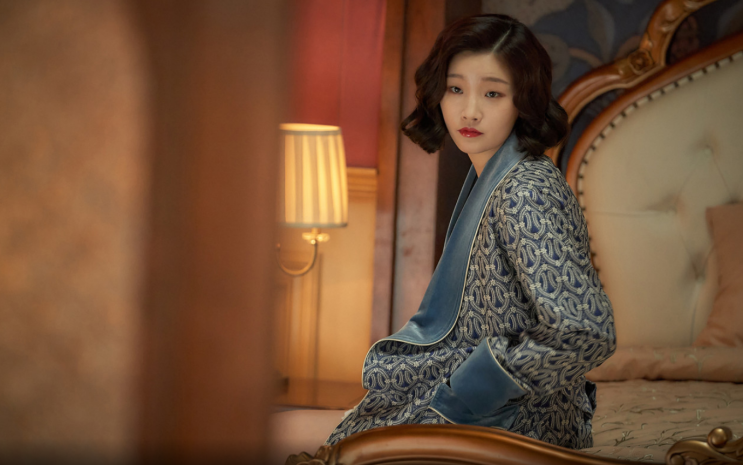  [영화] 유령 - 묵직한 이하늬, 날렵한 박소담의 액션, 근데 스토리는... 손익분기점, 관객수, 이해영, 설경구, 이하늬, 박소담, 박해수