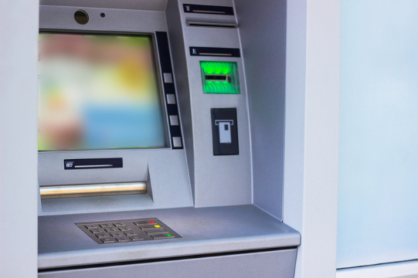 은행·ATM 사라질까, 디지털취약계층인 독거노인은?