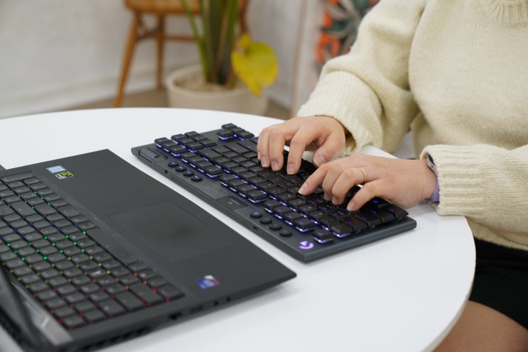  기계식 키보드, 로지텍 G913 TKL 미니멀하니 좋네요!