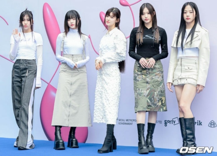  2023 F/W 서울패션위크 (3/15) 행사장 포토타임 속 셀럽 패션 엿보기