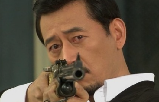 총쏘는 꿈 총맞는 꿈 총관련 꿈 해몽 꿈해몽