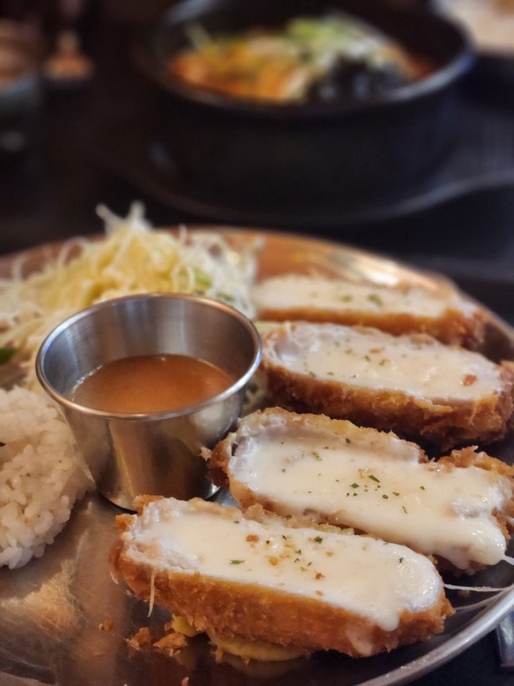  [강남 논현 :: 소연이네] 돈까스 맛집 l 떡볶이가 기본 반찬