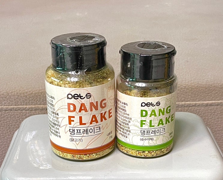  [제품 리뷰] 편식하는 댕댕이들 모여라~! 뿌려먹는 영양 듬뿍 사료 친구 "펫스 댕프레이크"