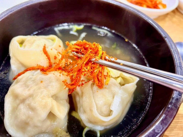  파주 운정 손만두 맛집 : 평양손만두 / 단골이 많은 이유 속이 꽉 찬 만두 깔끔한 국물