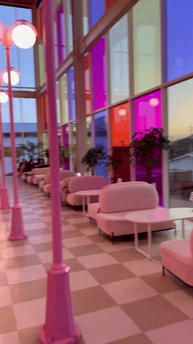 [일산 카페] 핑크 핑크 한 대형카페_ 비비하우스
