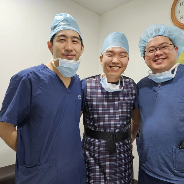  Dr.Iwai 와 Dr.Panin이 양방향 척추 내시경 수술 참관을 위해 방문하셨습니다