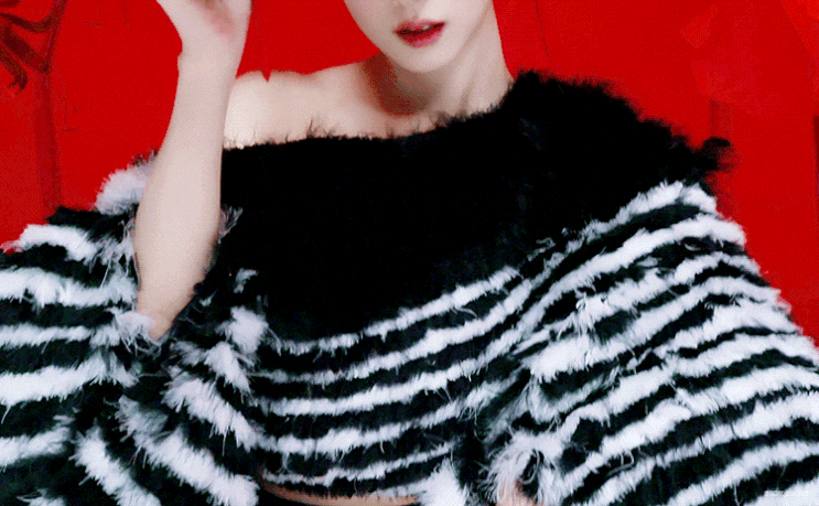 <b>지수 솔로 앨범</b> ME <b>비주얼</b>... 정체성이 담긴 또 다른 <b>솔로</b>!)