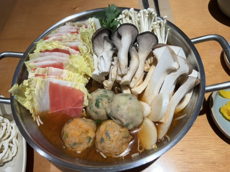  동탄 맛집｜둥굴림만두, 오 여기 맛있는데?