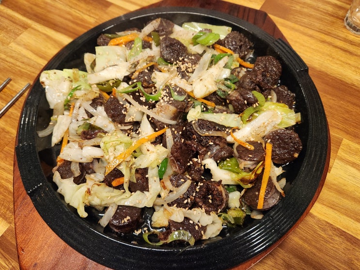 역곡 달빛사냥 (순대야채볶음, 무뼈닭발볶음, 돼지고기짜글이,모듬튀김, 계란말이) 역곡 달빛사냥 (순대야채볶음, 무뼈닭발볶음, 돼지고기짜글이,모듬튀김, 계란말이)