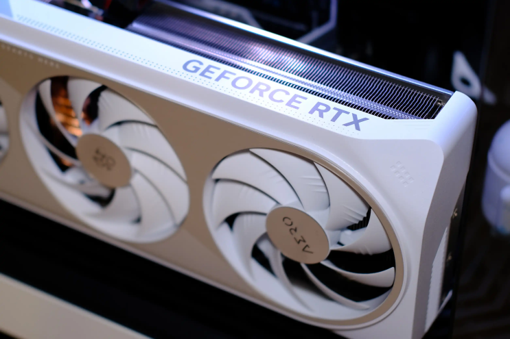  그래픽카드 RTX 4070 가격공개 749달러 출시 초기 가격 100만원 넘기네요
